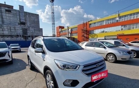 Ford Kuga III, 2018 год, 1 900 000 рублей, 2 фотография