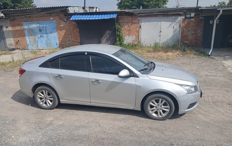 Chevrolet Cruze II, 2011 год, 590 000 рублей, 4 фотография