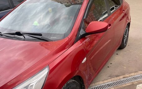 Hyundai Solaris II рестайлинг, 2013 год, 1 200 000 рублей, 3 фотография