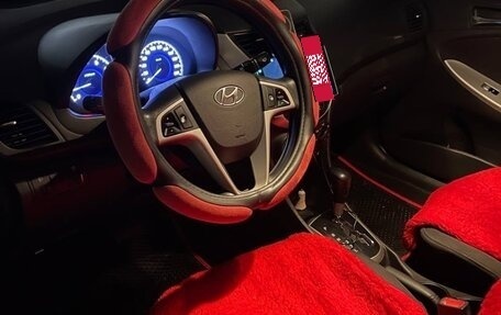 Hyundai Solaris II рестайлинг, 2013 год, 1 200 000 рублей, 5 фотография