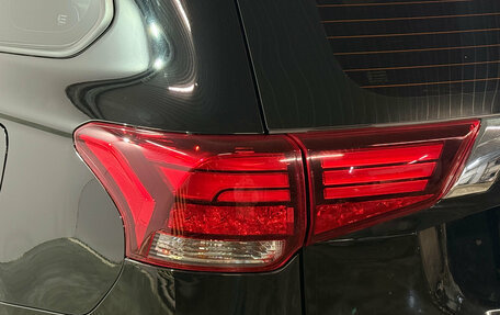 Mitsubishi Outlander III рестайлинг 3, 2020 год, 2 190 000 рублей, 6 фотография