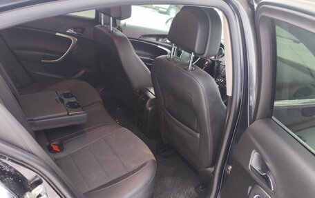 Opel Insignia II рестайлинг, 2011 год, 750 000 рублей, 12 фотография