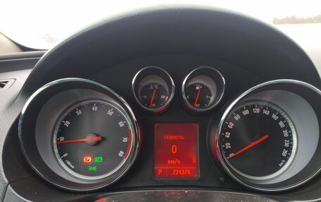 Opel Insignia II рестайлинг, 2011 год, 750 000 рублей, 14 фотография