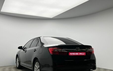 Toyota Camry, 2012 год, 1 550 000 рублей, 6 фотография