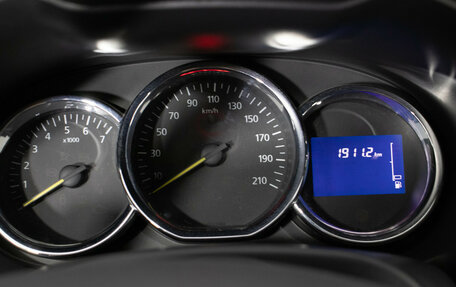 Renault Duster I рестайлинг, 2018 год, 1 260 000 рублей, 12 фотография