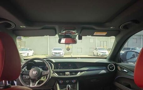 Alfa Romeo Stelvio, 2023 год, 4 950 155 рублей, 11 фотография