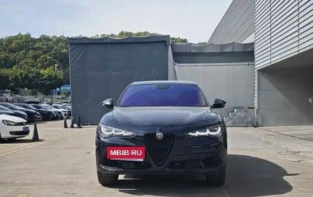 Alfa Romeo Stelvio, 2023 год, 4 950 155 рублей, 2 фотография