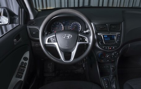 Hyundai Solaris II рестайлинг, 2014 год, 1 166 000 рублей, 12 фотография