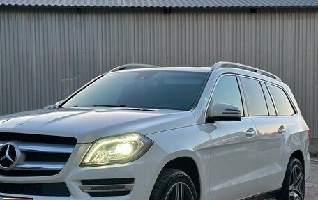 Mercedes-Benz GL-Класс, 2013 год, 3 200 000 рублей, 1 фотография