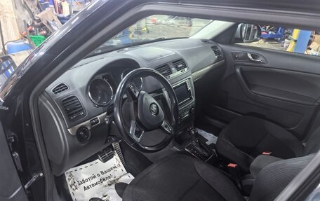 Skoda Yeti I рестайлинг, 2015 год, 1 250 000 рублей, 6 фотография