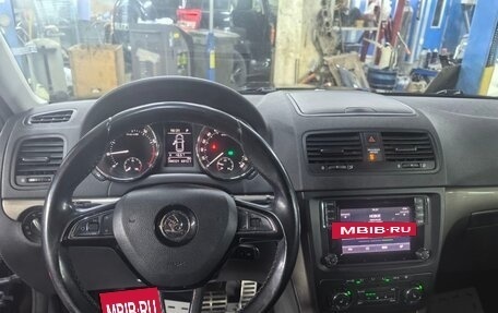 Skoda Yeti I рестайлинг, 2015 год, 1 250 000 рублей, 9 фотография