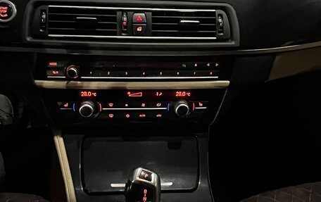 BMW 5 серия, 2011 год, 1 550 000 рублей, 7 фотография