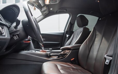 BMW 3 серия, 2017 год, 2 200 000 рублей, 27 фотография