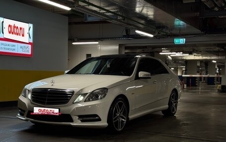 Mercedes-Benz E-Класс, 2012 год, 1 700 000 рублей, 2 фотография