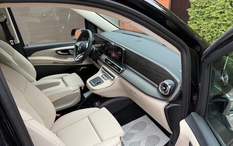 Mercedes-Benz V-Класс, 2025 год, 13 400 000 рублей, 9 фотография