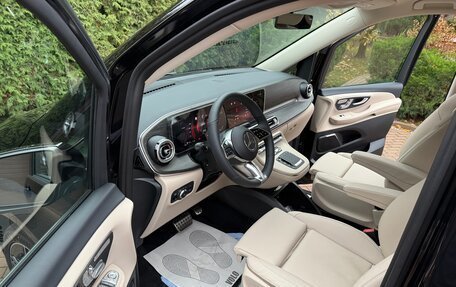 Mercedes-Benz V-Класс, 2025 год, 13 400 000 рублей, 19 фотография