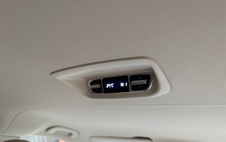 Mercedes-Benz V-Класс, 2025 год, 13 400 000 рублей, 17 фотография