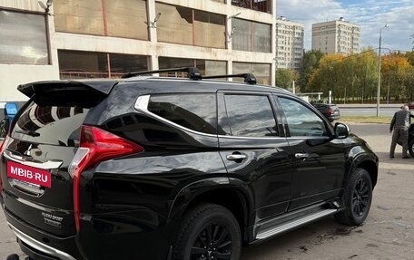 Mitsubishi Pajero Sport III рестайлинг, 2019 год, 2 850 000 рублей, 10 фотография