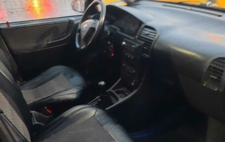 Opel Zafira A рестайлинг, 2003 год, 420 000 рублей, 18 фотография