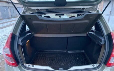 Renault Sandero I, 2011 год, 525 000 рублей, 23 фотография