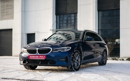 BMW 3 серия, 2019 год, 3 150 000 рублей, 3 фотография