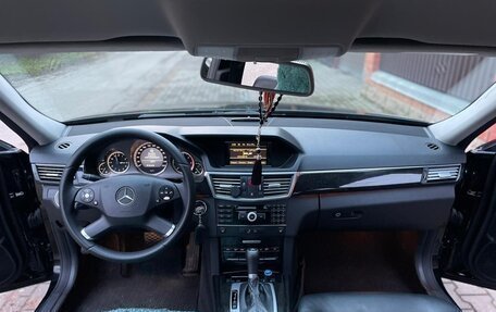 Mercedes-Benz E-Класс, 2009 год, 1 500 000 рублей, 8 фотография