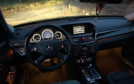 Mercedes-Benz E-Класс, 2009 год, 1 500 000 рублей, 5 фотография