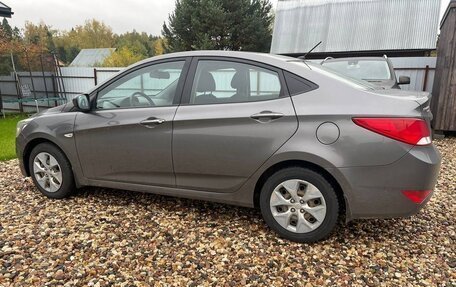 Hyundai Solaris II рестайлинг, 2016 год, 990 000 рублей, 2 фотография