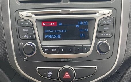 Hyundai Solaris II рестайлинг, 2016 год, 990 000 рублей, 6 фотография