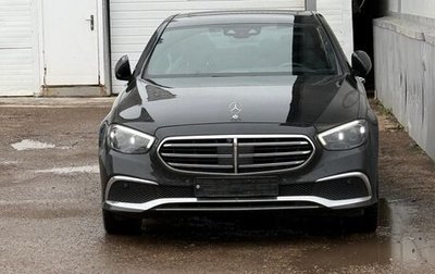 Mercedes-Benz E-Класс, 2021 год, 5 600 000 рублей, 1 фотография