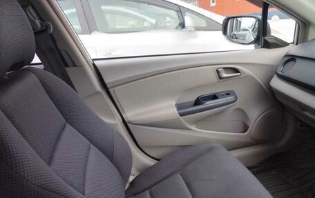 Honda Insight II рестайлинг, 2009 год, 750 000 рублей, 10 фотография