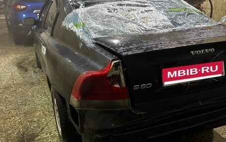 Volvo S60 III, 2001 год, 220 000 рублей, 8 фотография