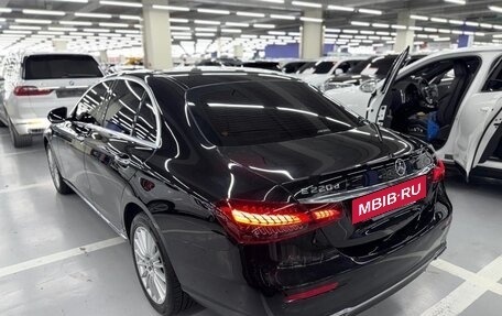 Mercedes-Benz E-Класс, 2021 год, 5 600 000 рублей, 20 фотография