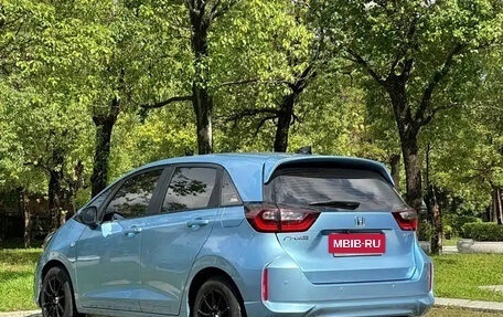 Honda Fit, 2023 год, 1 075 586 рублей, 6 фотография