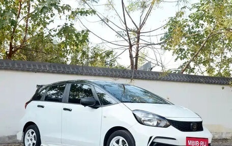 Honda Fit, 2021 год, 1 140 586 рублей, 3 фотография