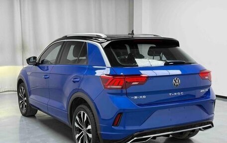 Volkswagen T-Roc I, 2021 год, 2 198 000 рублей, 7 фотография
