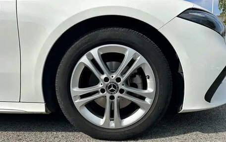 Mercedes-Benz A-Класс, 2023 год, 1 910 000 рублей, 17 фотография