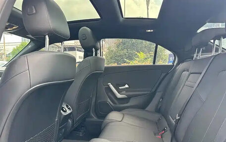 Mercedes-Benz A-Класс, 2023 год, 1 910 000 рублей, 9 фотография