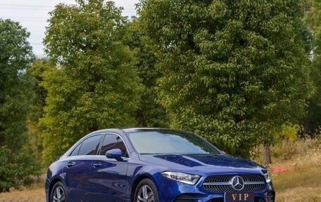 Mercedes-Benz A-Класс, 2021 год, 1 610 000 рублей, 2 фотография