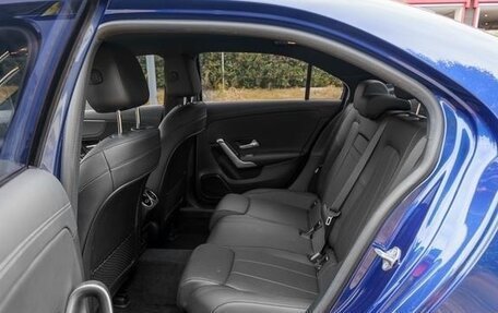 Mercedes-Benz A-Класс, 2021 год, 1 610 000 рублей, 9 фотография