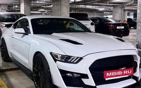 Ford Mustang VI рестайлинг, 2016 год, 4 900 000 рублей, 2 фотография