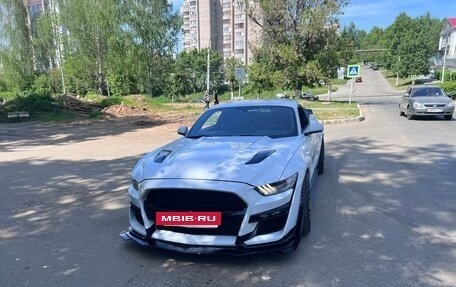 Ford Mustang VI рестайлинг, 2016 год, 4 900 000 рублей, 4 фотография