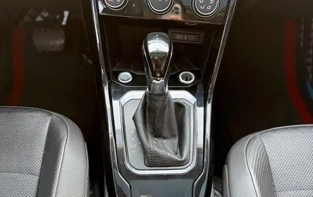 Volkswagen T-Roc I, 2022 год, 1 620 000 рублей, 13 фотография