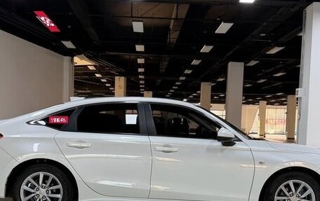 Honda Civic, 2022 год, 2 015 000 рублей, 7 фотография