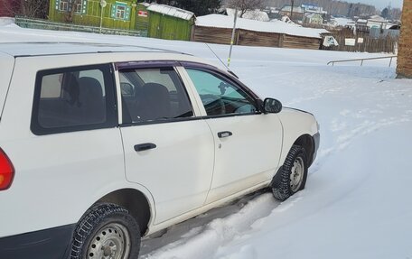Nissan AD II, 2004 год, 350 000 рублей, 4 фотография