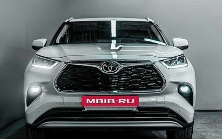 Toyota Highlander, 2025 год, 7 290 000 рублей, 2 фотография