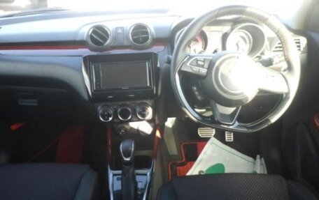 Suzuki Swift V, 2022 год, 1 300 010 рублей, 4 фотография