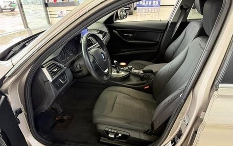 BMW 3 серия, 2017 год, 1 490 000 рублей, 8 фотография