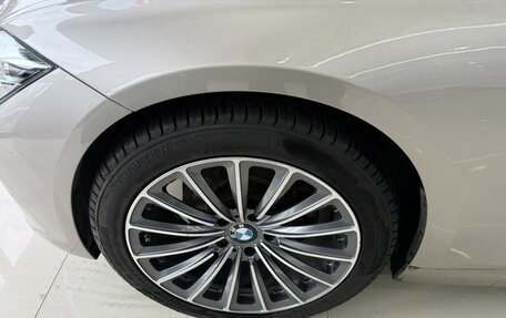 BMW 3 серия, 2017 год, 1 490 000 рублей, 13 фотография