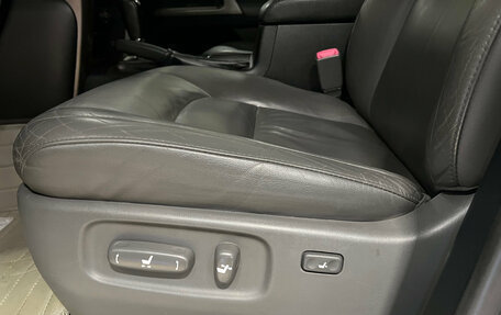 Toyota Land Cruiser 200, 2010 год, 2 699 000 рублей, 17 фотография